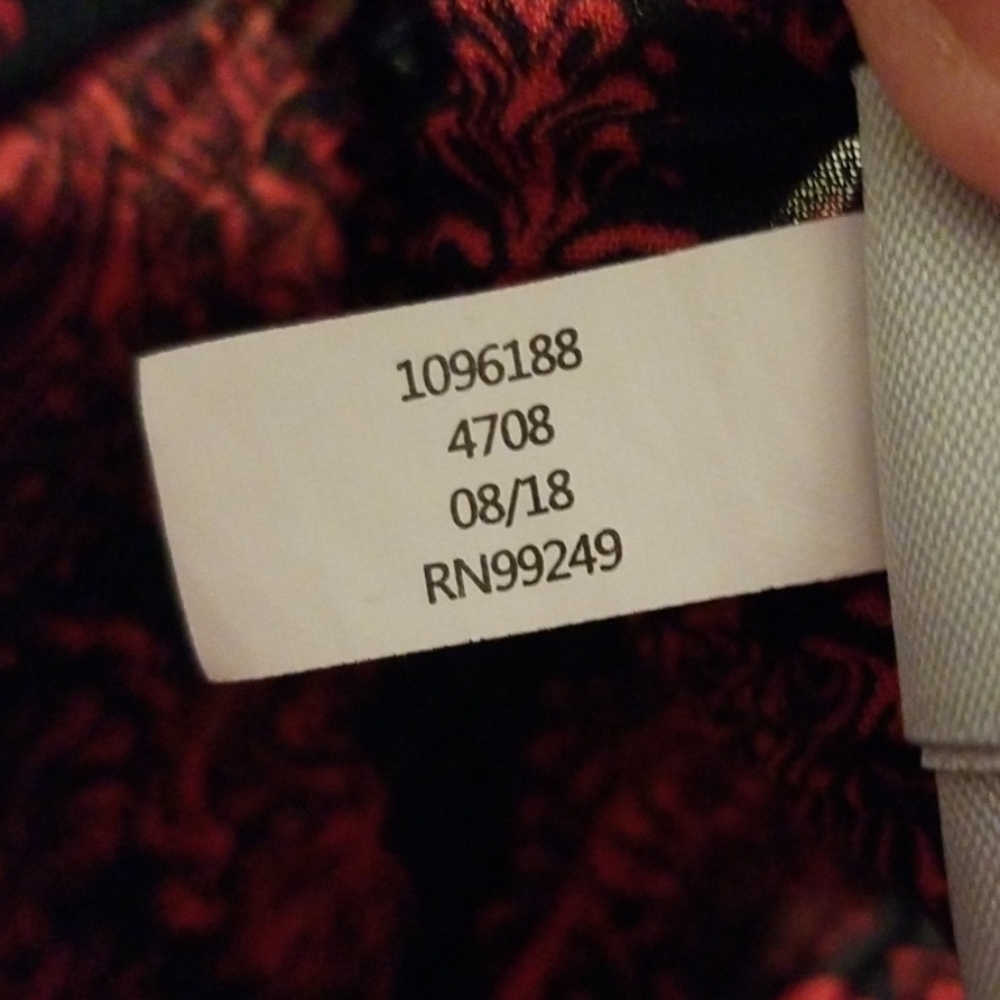 Catherine's pleated blouse Holidays size 0X(14/16) - Picture 8 of 8